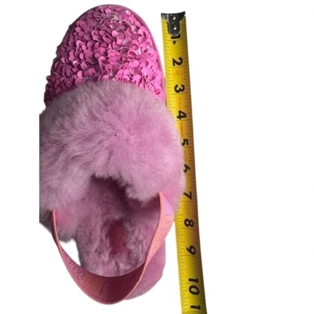 UGG Kids Pink Sequin Fur Lined Slingback Slippers -‎ size 4 or 5?